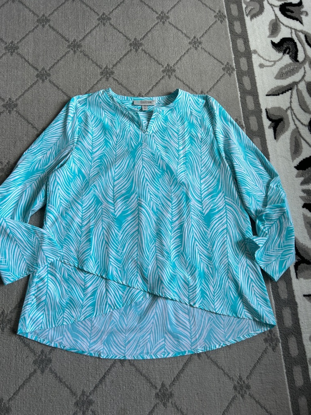Coolibar Teal and White Leaf-Print Tunic Top